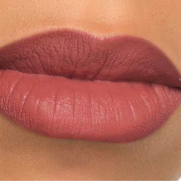 Gucci 208 THEY MET IN ARGENTINA, ROUGE LÈVRES LIQUIDE MAT LIPSTICK - Picture 5 of 7